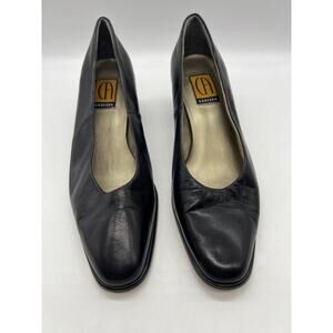 Caressa Black Leather Pumps 10M Low Heel Classic Career Work Shoes